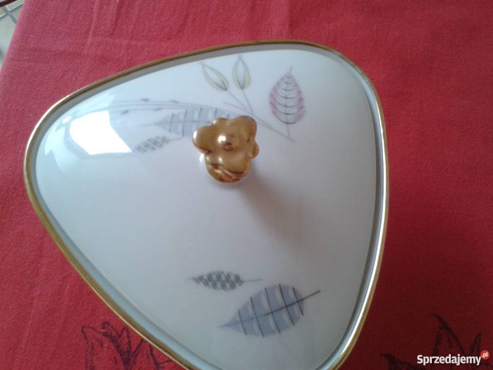 Bomboniera cukiernicaporcelana Efchenbach Ropa