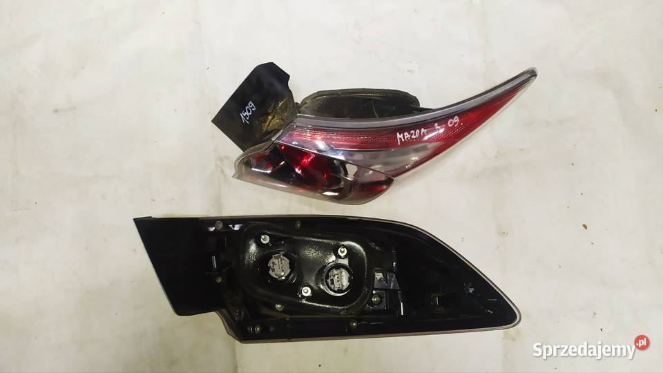 Mazda3 2009 2010 2011 lampa tył prawa na błotnik Wrocław