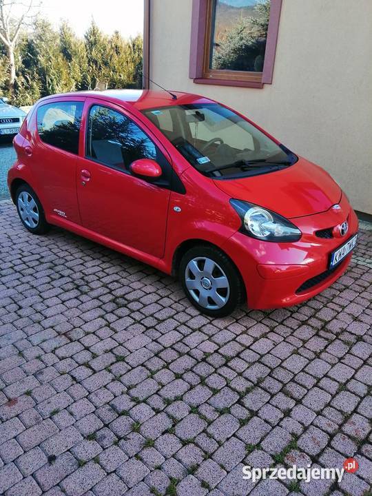 Toyota aygo 2006r 4 drzwi 2 kluczyki Hatchback Męcina