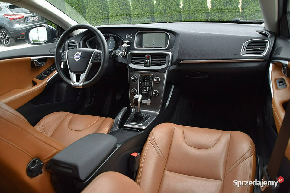 Volvo V40 20D2 120 Skóra Panorama Led Navi wielofunkcyjna kierownica