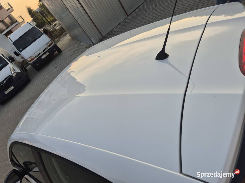 Peugeot 208 14 hdi 68 diesel kurtyny powietrzne sprzedam