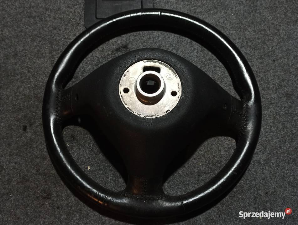 Kierownica trójramienna 8L0419091C A3 8L Audi TT Kierownice Dębica