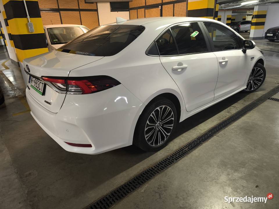 Toyota Corolla Sedan 2021 Comfort Style E21 18 nieuszkodzony Warszawa