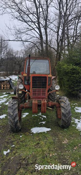 Sprzetam ciagnik MTZ82 Lesko