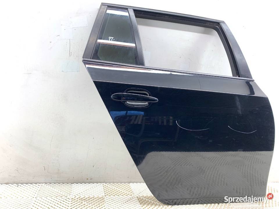 DRZWI PRAWY TYŁ BMW E61 Kombi 0410 SCHWARZ 2 Drzwi