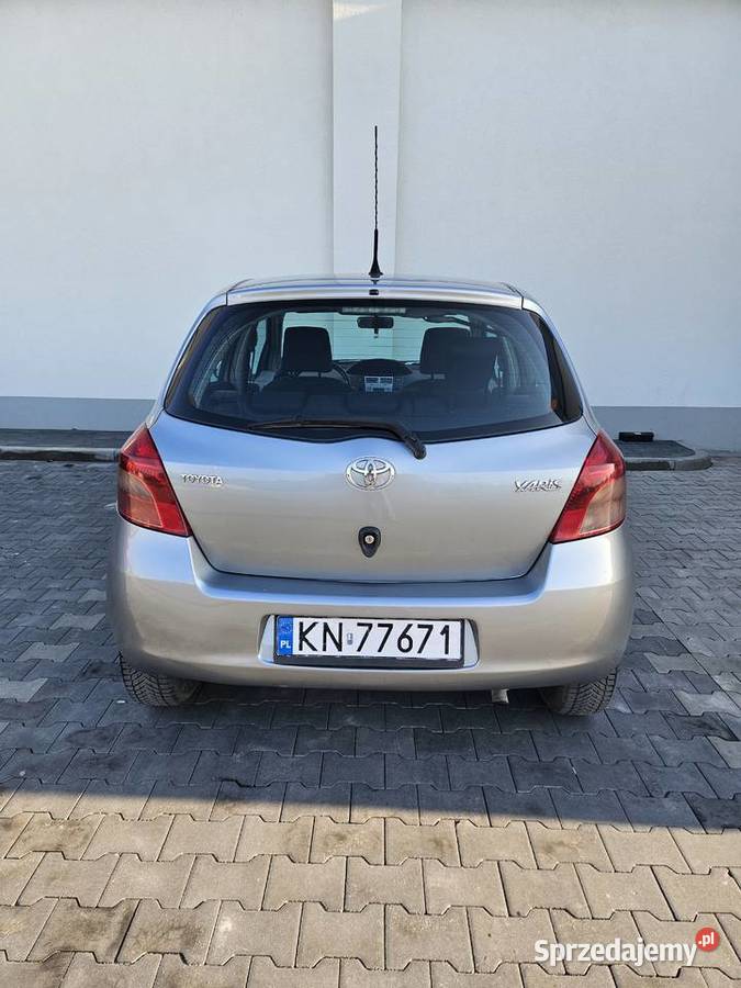 Toyota Yaris 13 iVVTi 86 nieuszkodzony podkarpackie