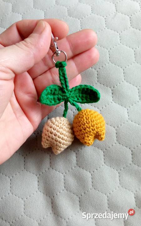 Tulipany wykonane na szydełku brelok Łask