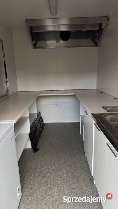 Przyczepa gastronomiczna 35m na wynajem gastronomiczne