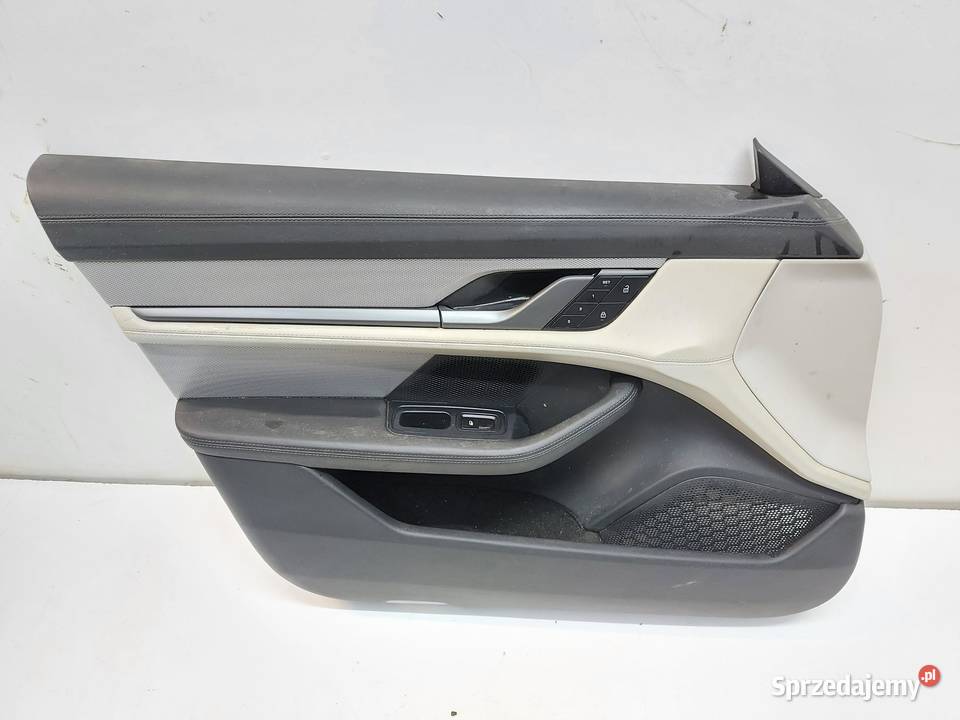 Porsche Taycan GTS 9J1 2023r Boczek tapicerka sprzedam
