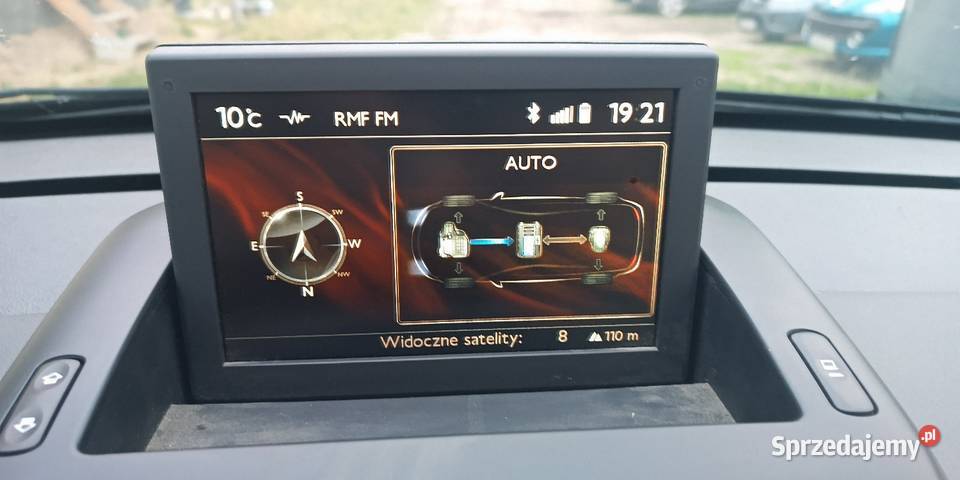 Peugeot 3008 z 2013 roku 2 litry diesel hybryda łopatki zmiany biegów Piaseczno