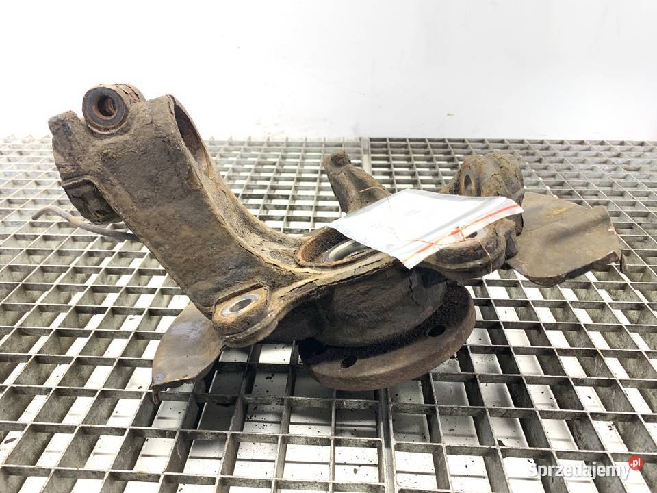 ZWROTNICA PRAWY PRZÓD VOLVO V70 III 25 200 0716 osobowe sprzedam