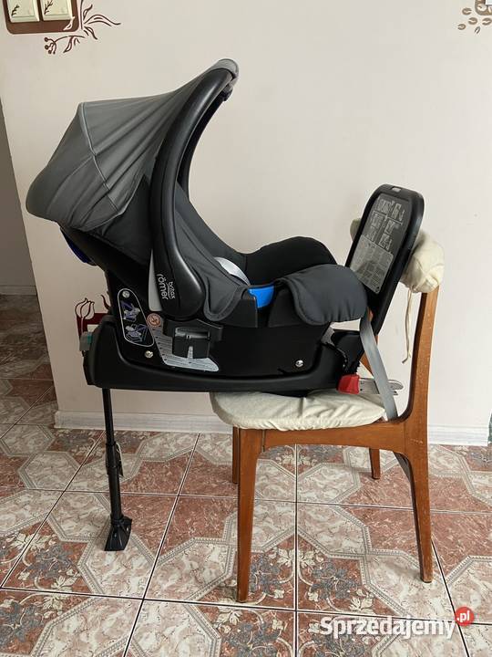 Zestaw fotelik samochodowy baza isofix adaptery Wołomin