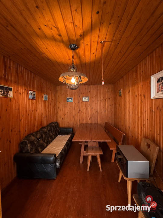 sprzedaży domu wolnostojącego Sajzy 270m2
