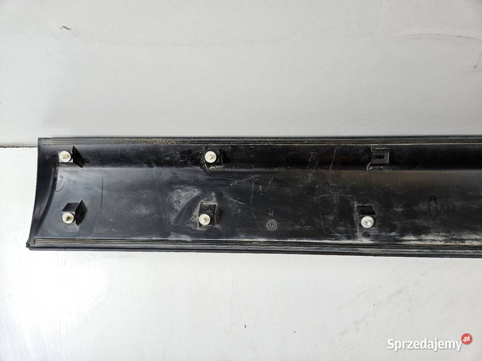 NISSAN QASHQAI I J10 LISTWA DRZWI LEWY PRZÓD Międzychód