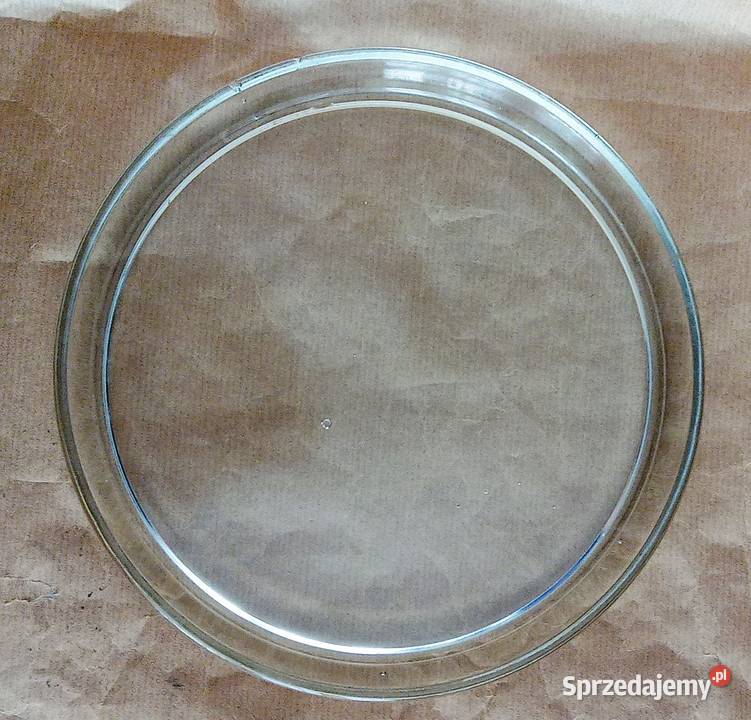 Tacepatery szklane z okresu PRL Legionowo sprzedam