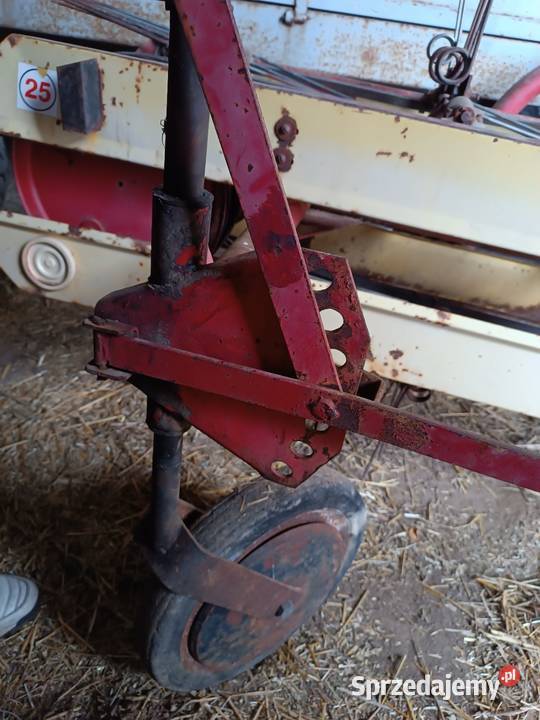 Przewracarka taśmowa na trzy rzędy Wielmoża