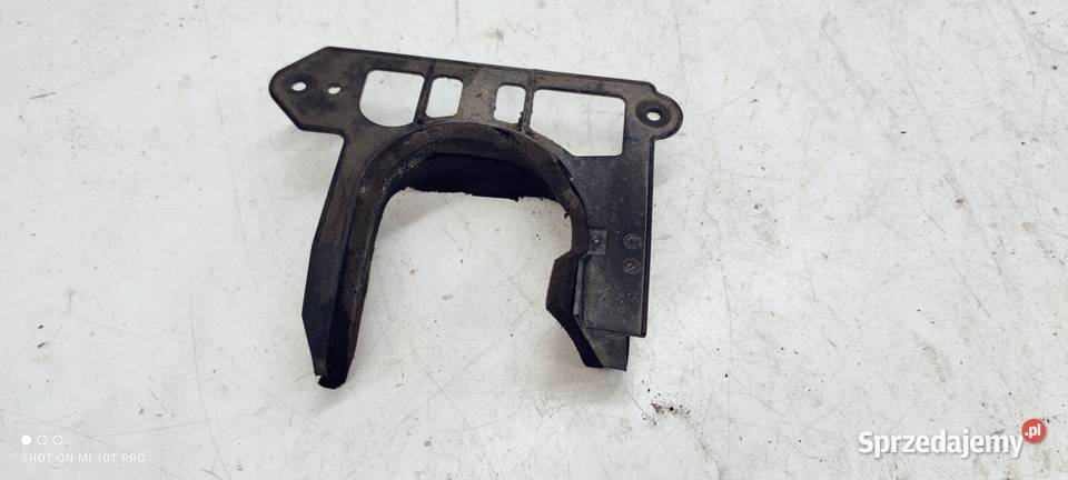 OSŁONA PÓŁOSI LEWA AUDI A4 B8 A5 8K0863187B Przystajń
