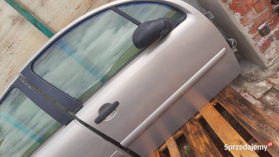 drzwi prawe tylne Citroen c3 I 0209r przednie Dębno