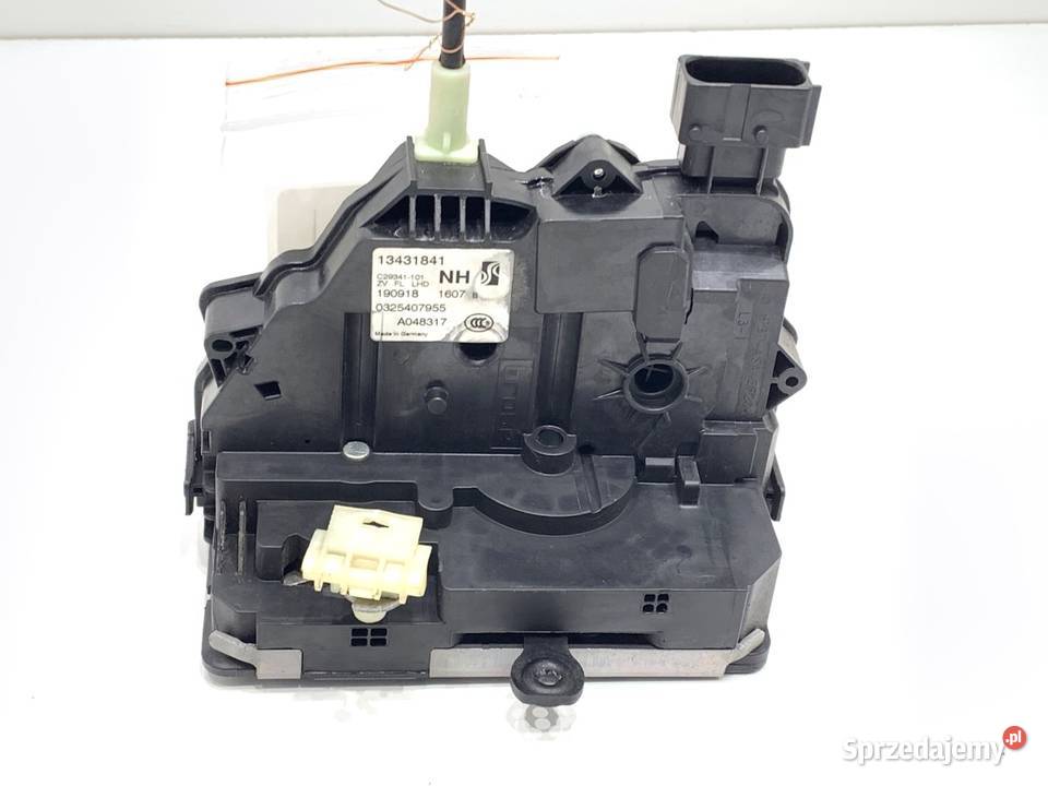 ZAMEK DRZWI LEWY PRZÓD OPEL CORSA E Hatchback podkarpackie