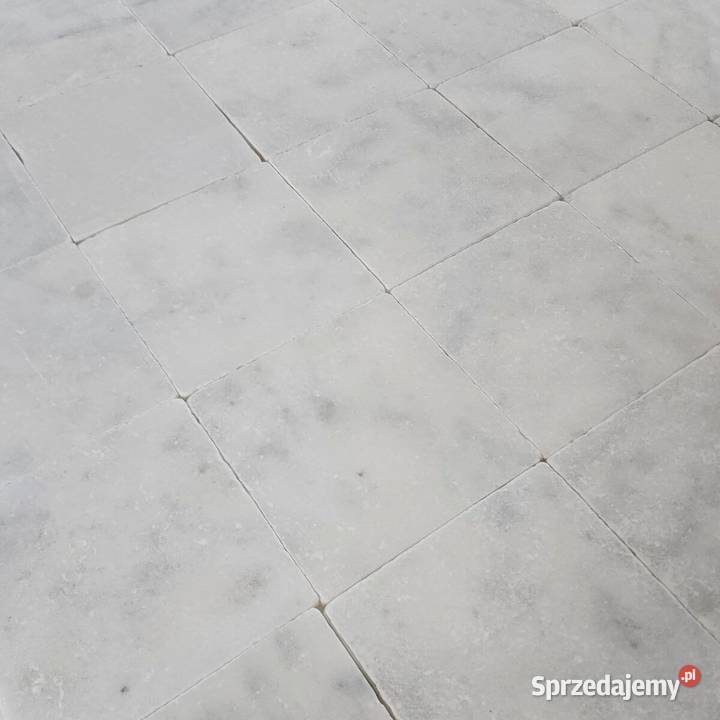 Płytki marmurowe Mugla White bębnowane pomorskie Tczew