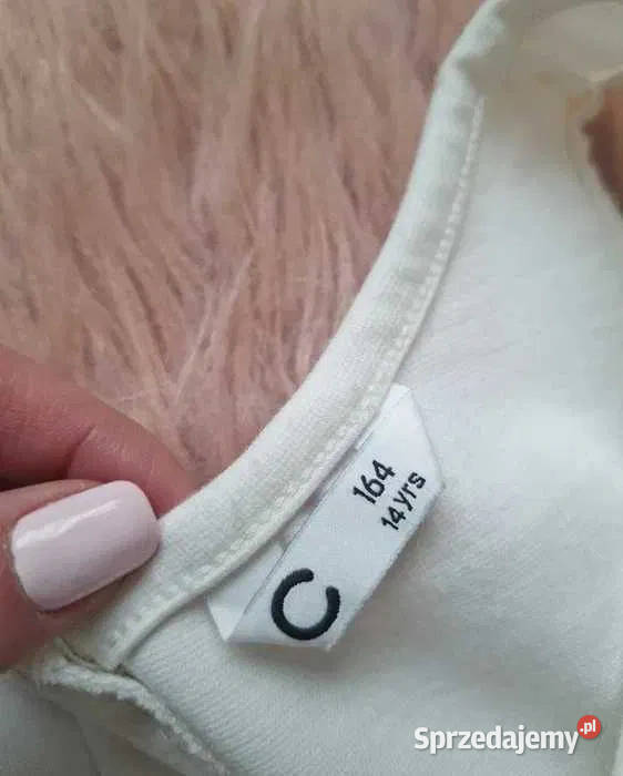 Świetna biała kremowa sukienka z baskinką Cubus