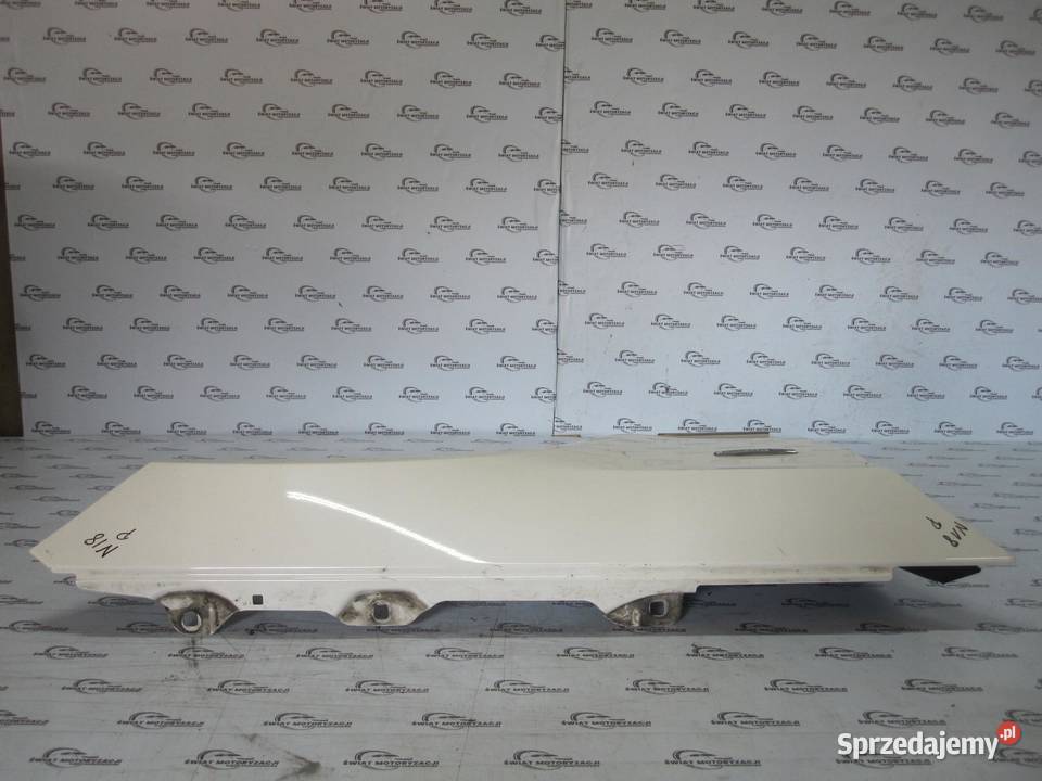 MERCEDES E IV W212 12r błotnik prawy przód