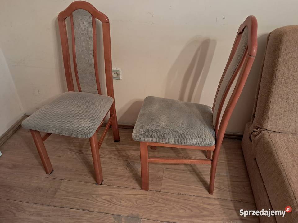 Krzesła drewniane z wysokim oparciem 2 do małopolskie sprzedam