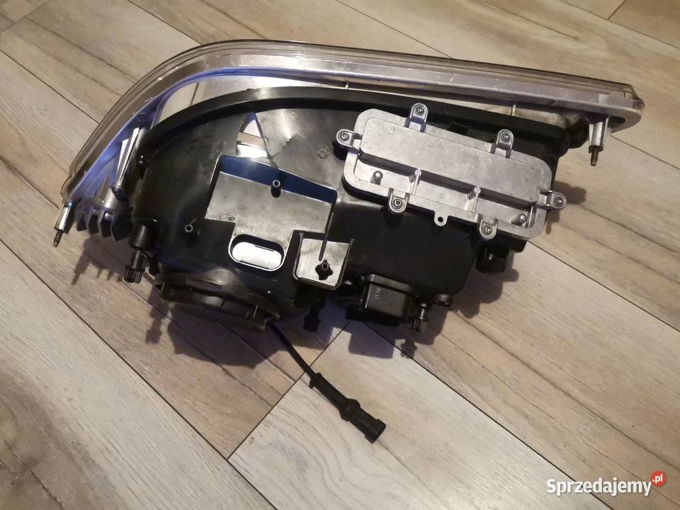 MERCEDES CITARO II 2011 PRAWA LAMPA PRZÓD DO Międzychód