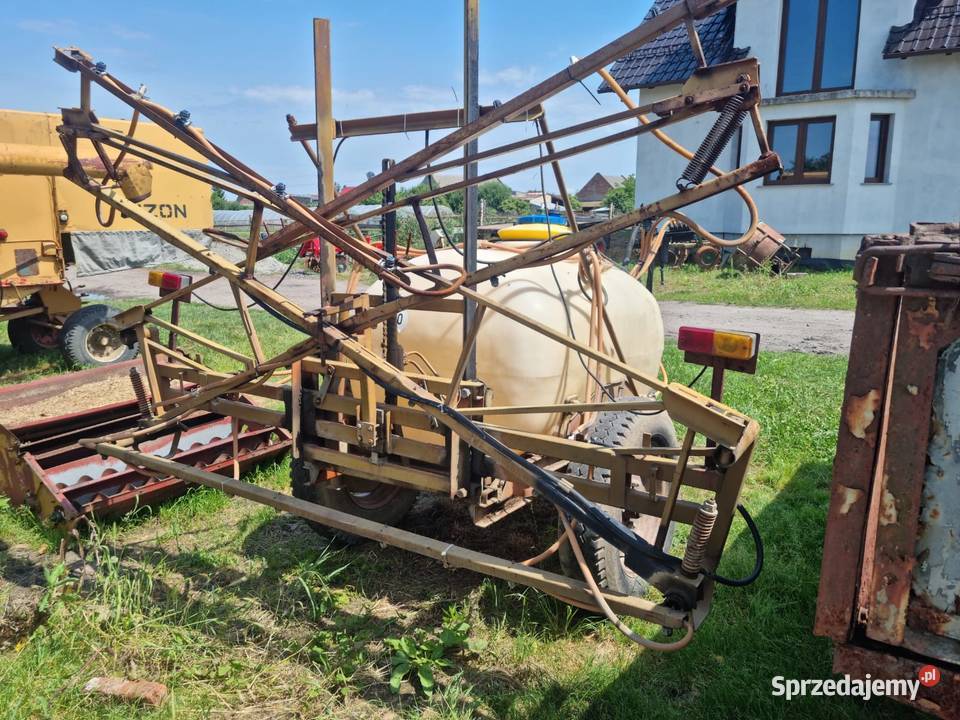 Opryskiwacz Pilmet 1000l 15 m sprzedam