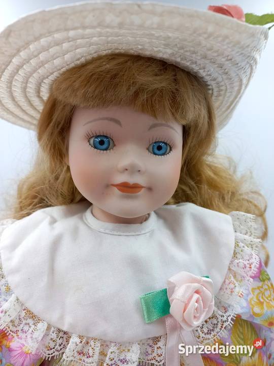 Przepiękna kolekcjonerska lalka porcelanowa w kapeluszu