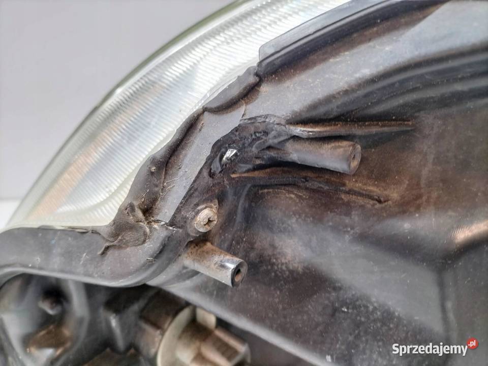 LAMPA PRZÓD PRAWA EU USZKODZONA Suzuki Baleno II sprzedam
