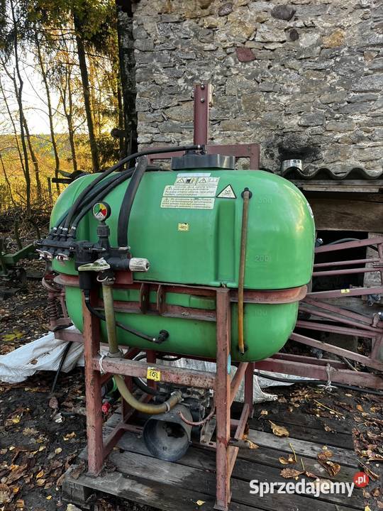 Opryskiwacz zawieszany 300 l Rolnictwo świętokrzyskie Janowice Poduszowskie