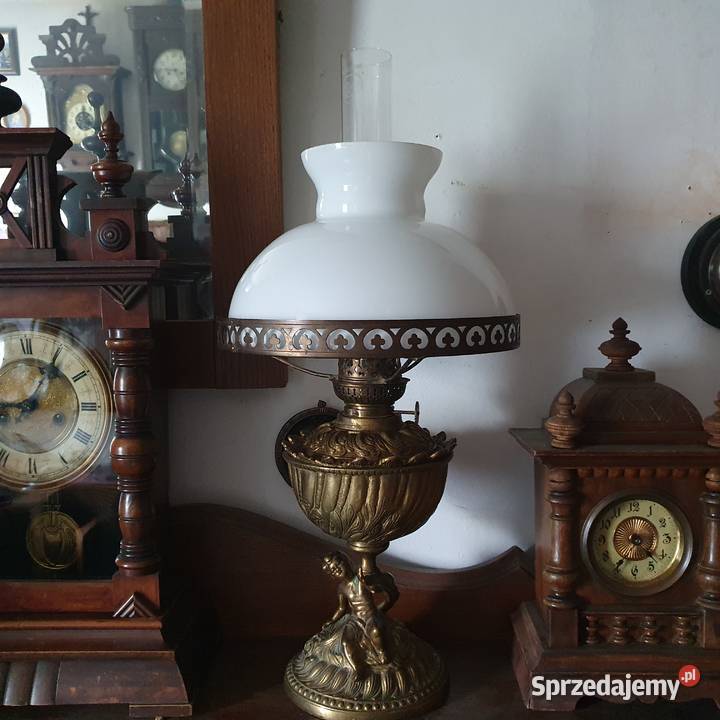 Spawnafiguralna lampa naftowa z brązu Wrocław