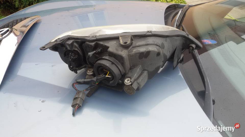 LAMPA PRZEDNIA GRIL MAZDA 2 Elbląg