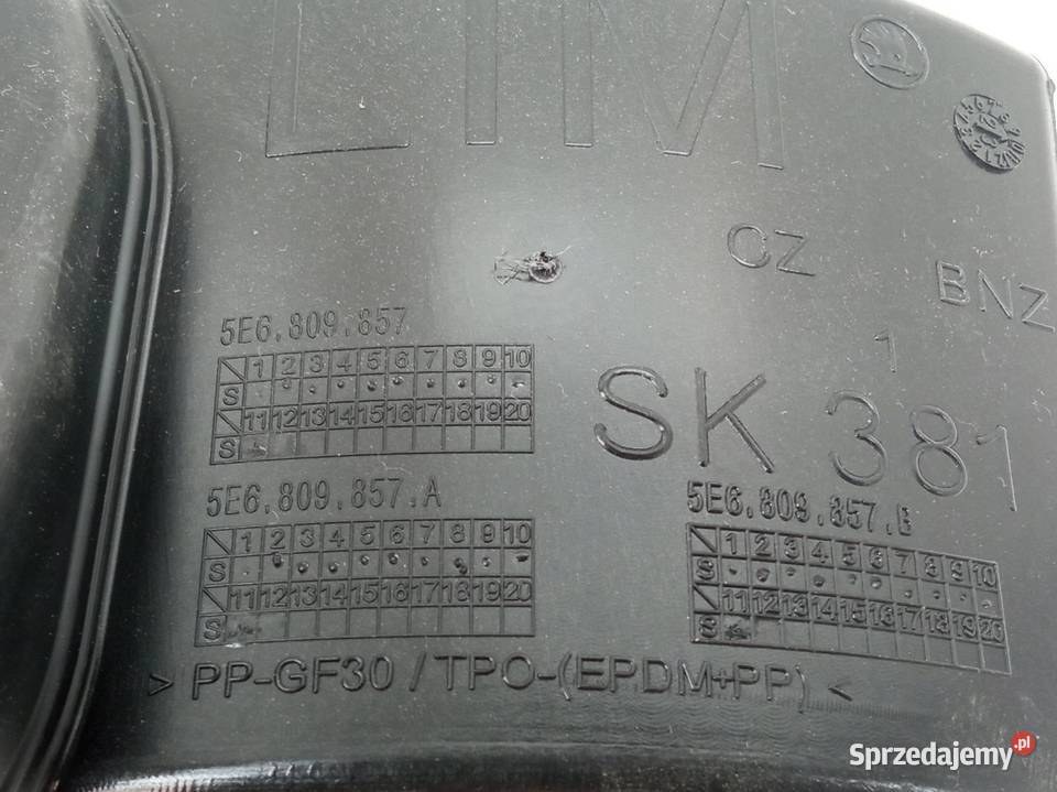 KLAPKA WLEWU PALIWA 5E6809857 Skoda Octavia IV Motoryzacja