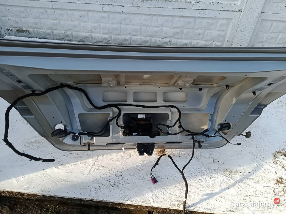 KLAPA BAGAŻNIKA MERCEDES SKLASA W217 COUPE S63
