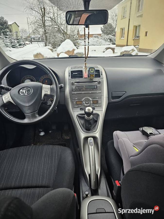 Toyota auris 16 benzyna Radzyń Podlaski