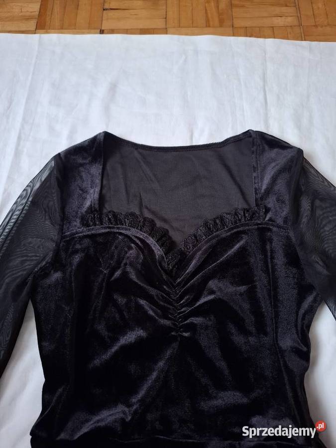 Czarna sukienka NOWA gotycka welurowa Kraków sprzedam