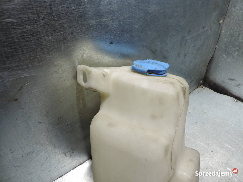 ZBIORNICZEK SPRYSKIWACZY SKODA OCTAVIA 1