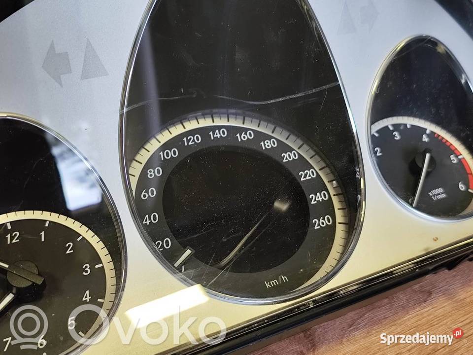 Mercedes A207 E W212 LICZNIK PRĘDKOŚCIOMIERZ