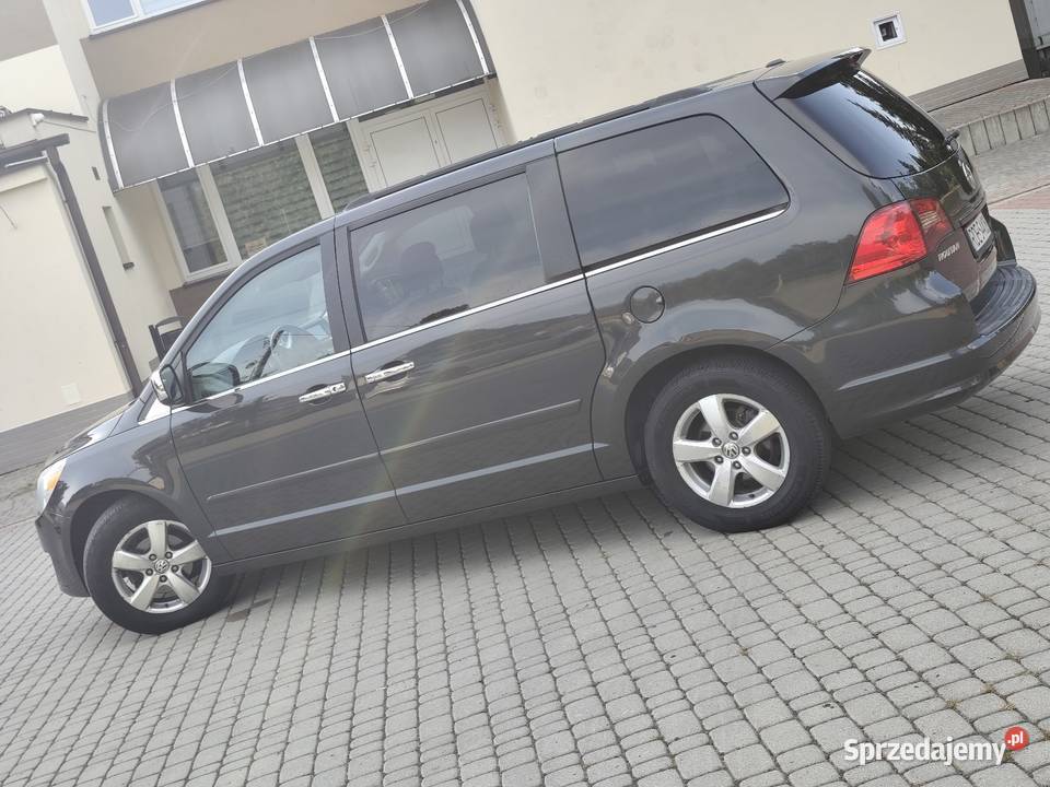 VW Routan 36 V6 pentastar Town Country Grand sprowadzony Głowienka