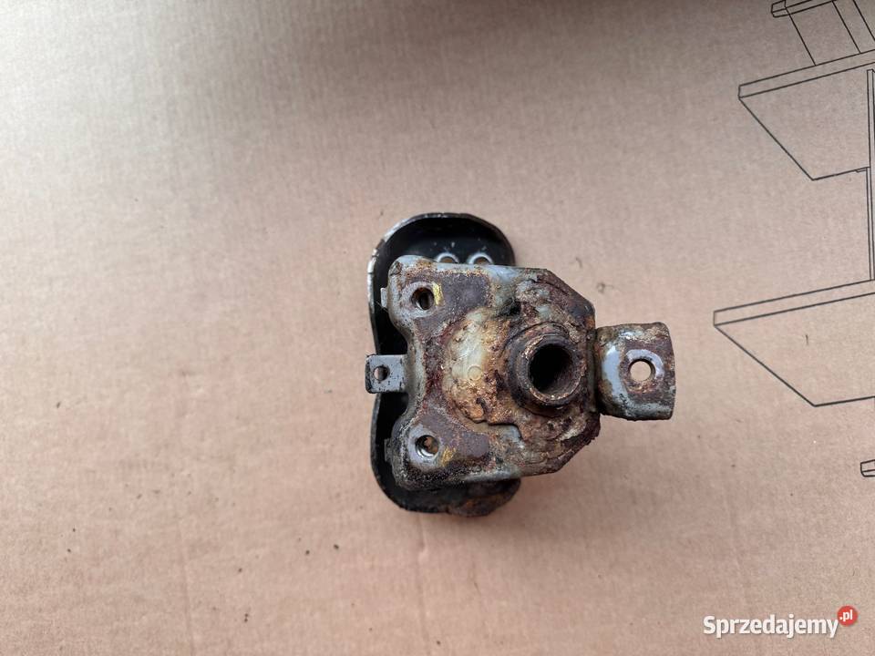 Strefa zgniotu prawy przód Toyota Yaris III