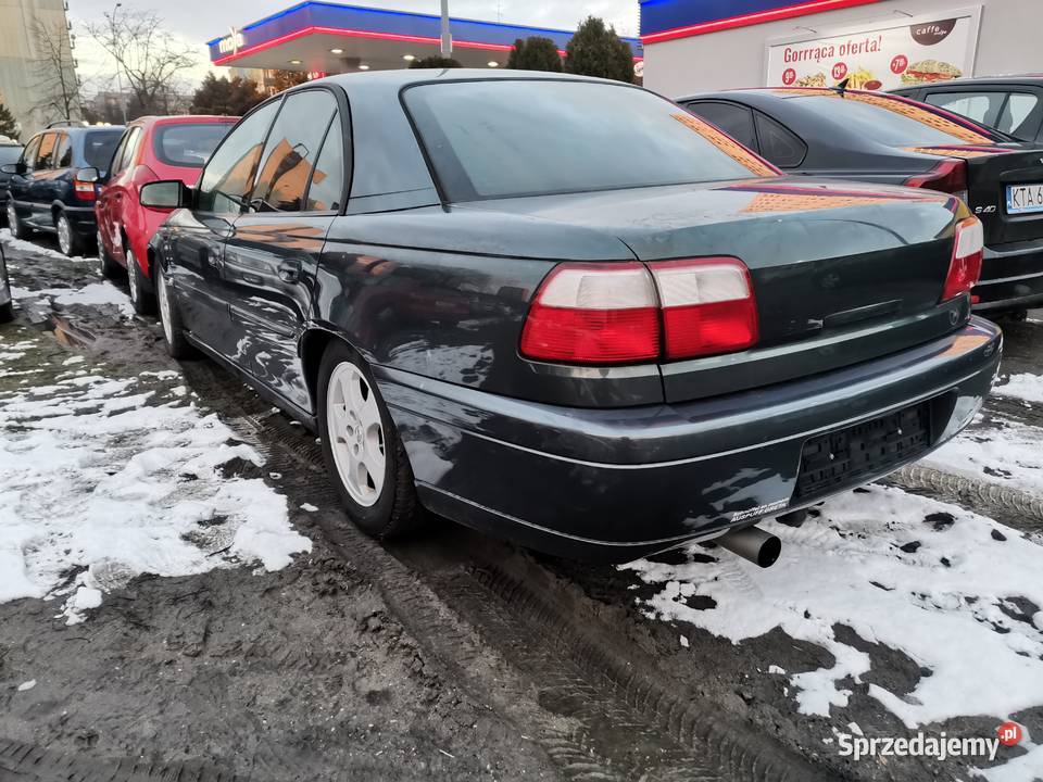 Opel Omega 22 automat bez korozji super stan Omega Tarnów