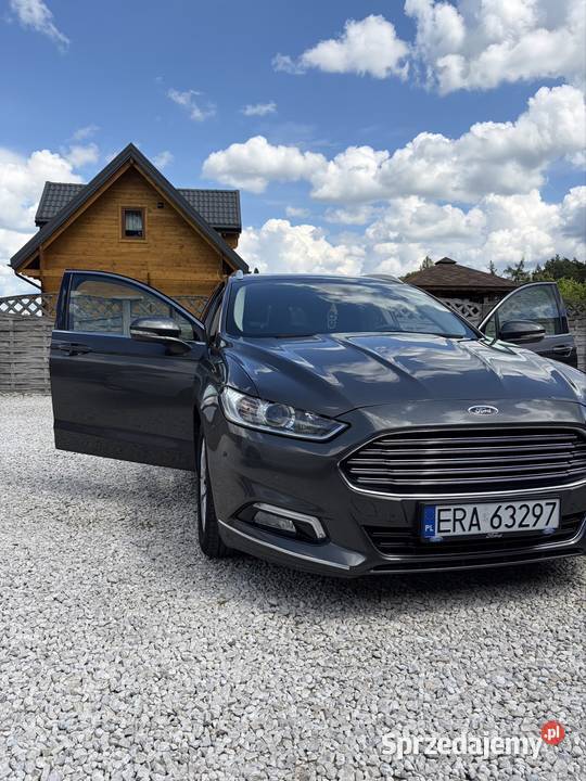 Sprzedam Forda Mondeo 2017r Mondeo Malutkie sprzedam
