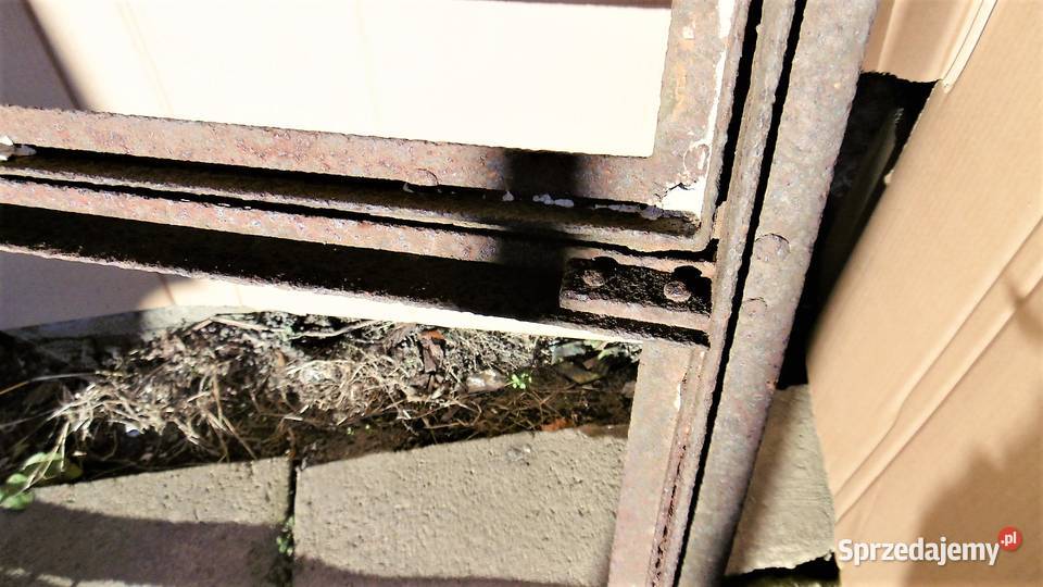 okno żeliwne dekoracja vintage vintage loft Namysłów