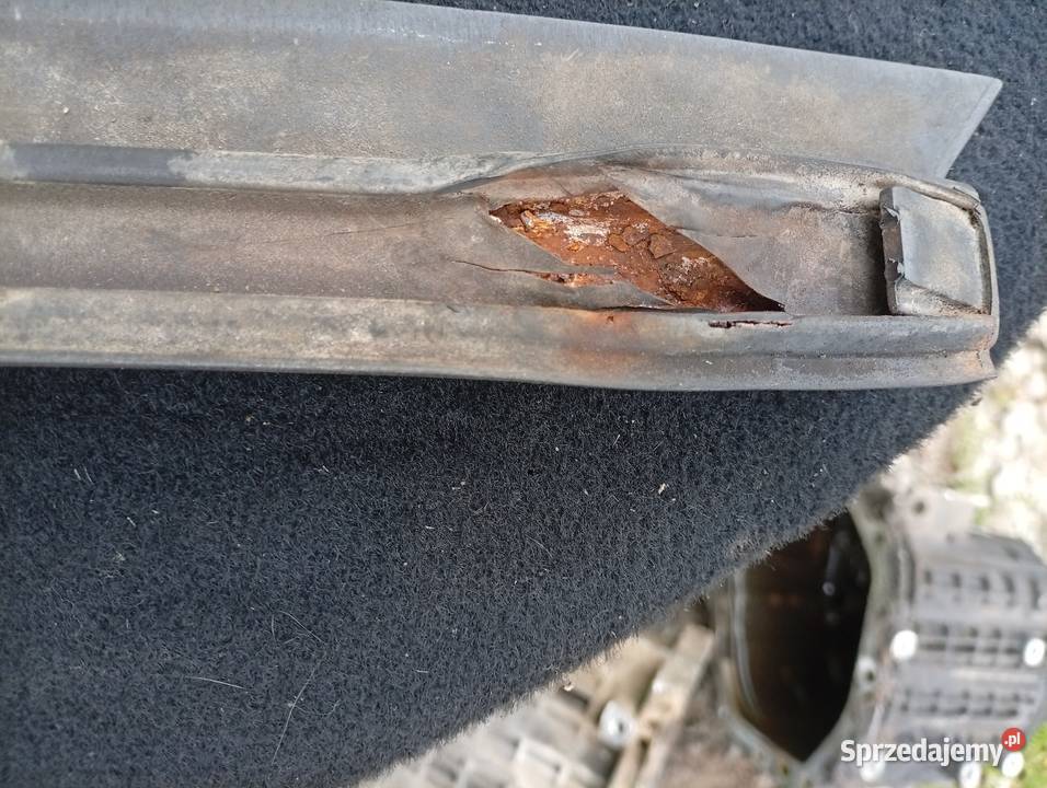 Listwy drzwi audi 80 b4 dolne Gorlice sprzedam