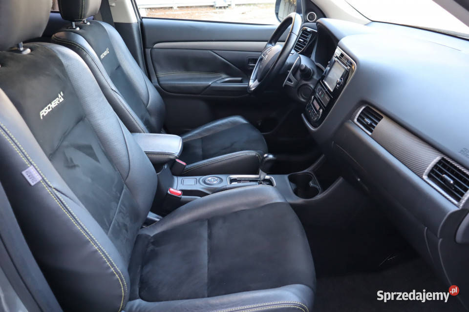 Mitsubishi Outlander 20 kamera cofania śląskie