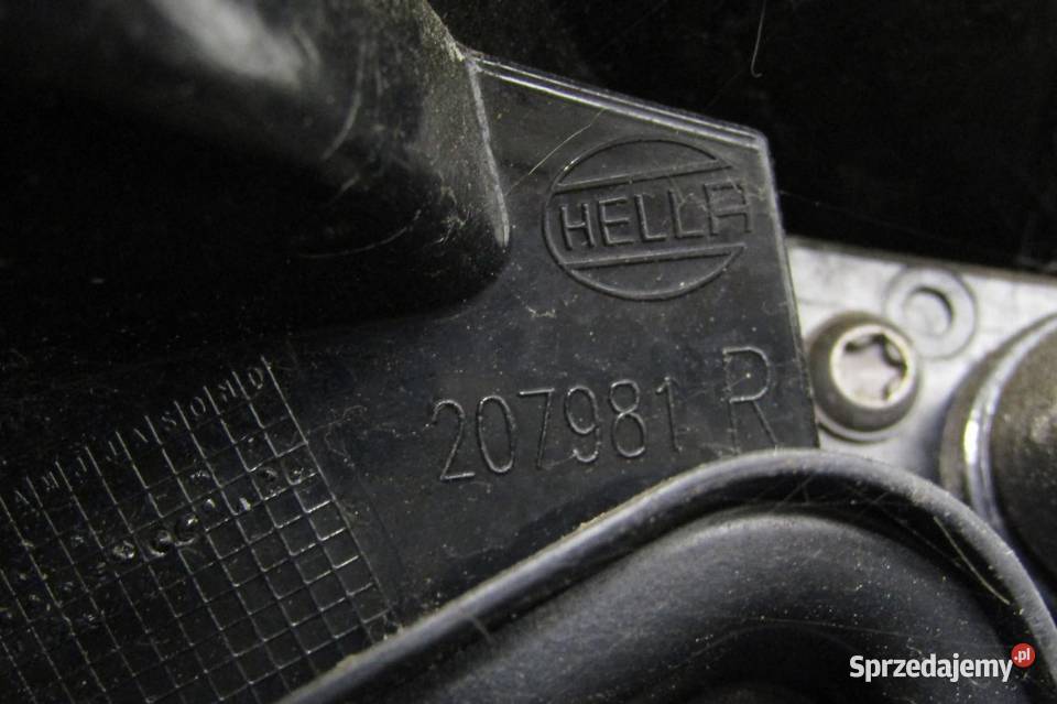 LAMPA TYLNA PRAWY TYŁ OPEL CROSSLAND X