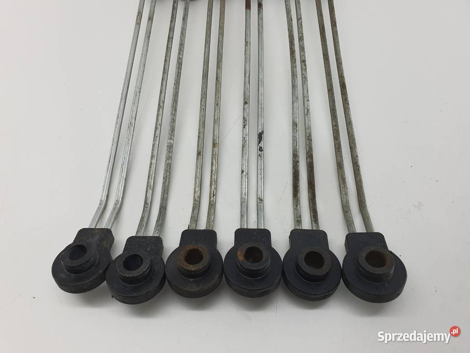 Łącznik przewracarki przetrząsarki pasowej