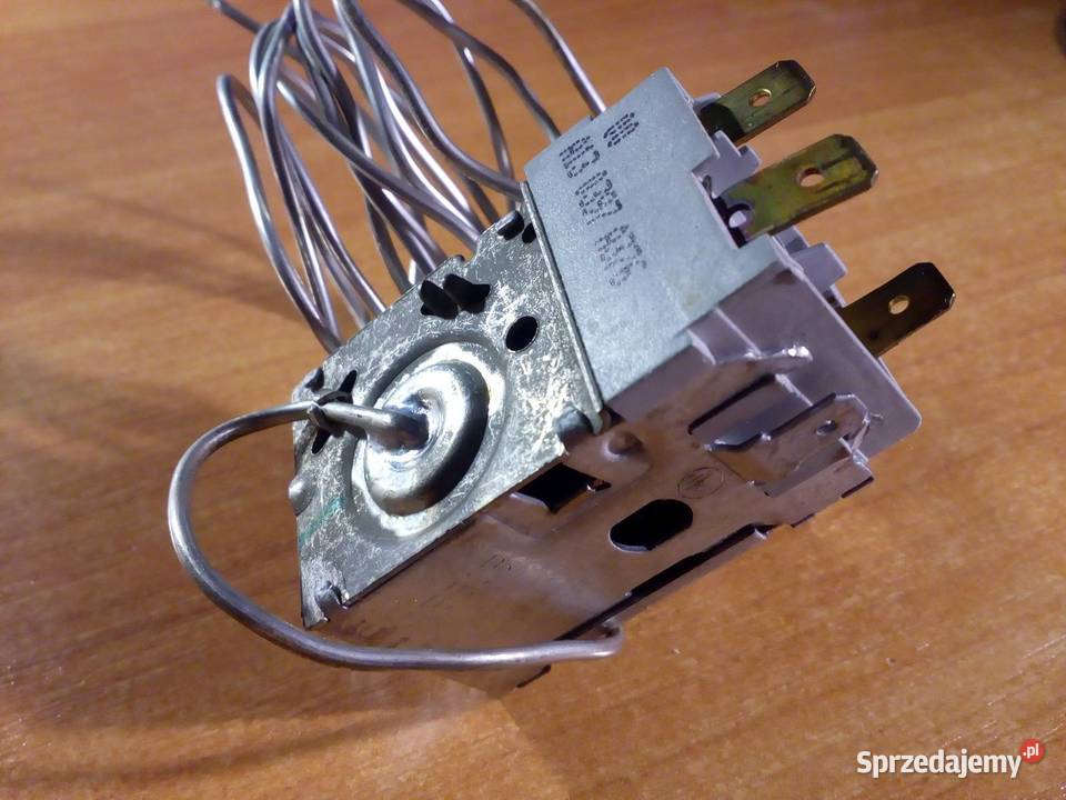 Lodówka AMICA AK310 Termostat
